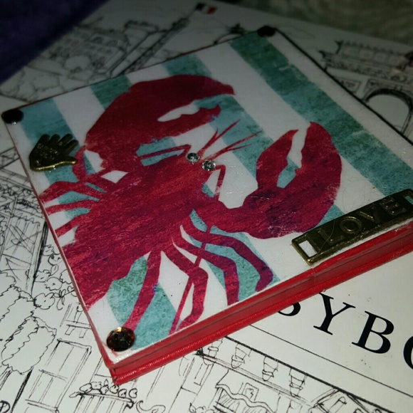 "Rock Lobster" handmade mirrored compact - Picture 4 of 4