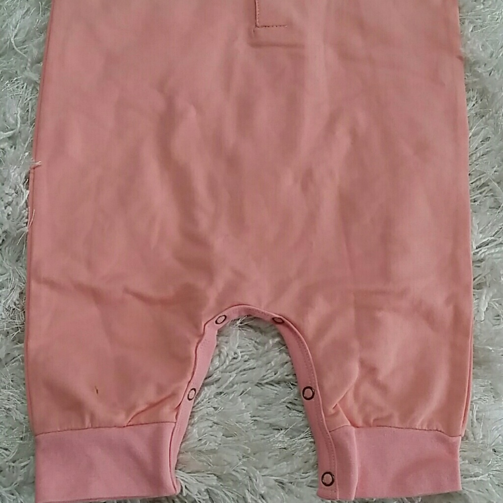 Pink Chevron Bodysuit.  Kids - Picture 4 of 5