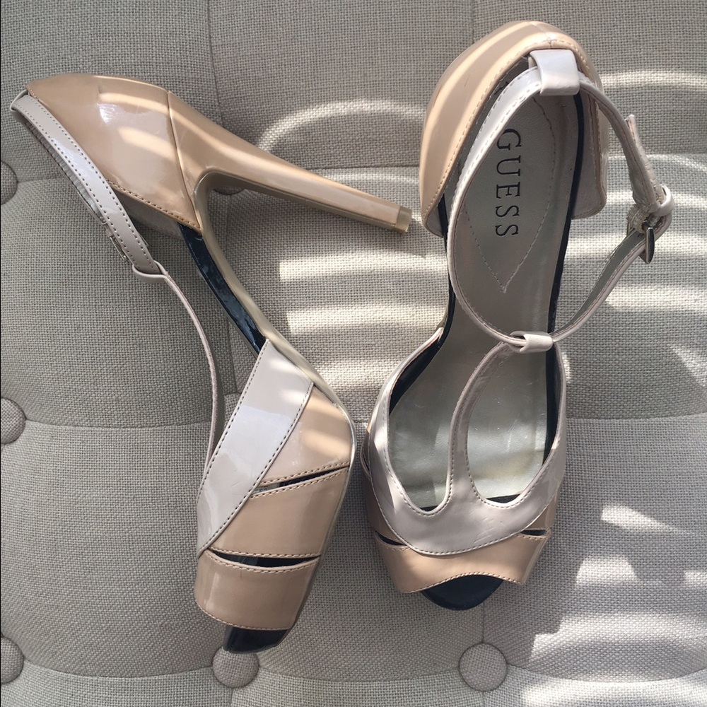 Sexy high heel sandals| Guess☺