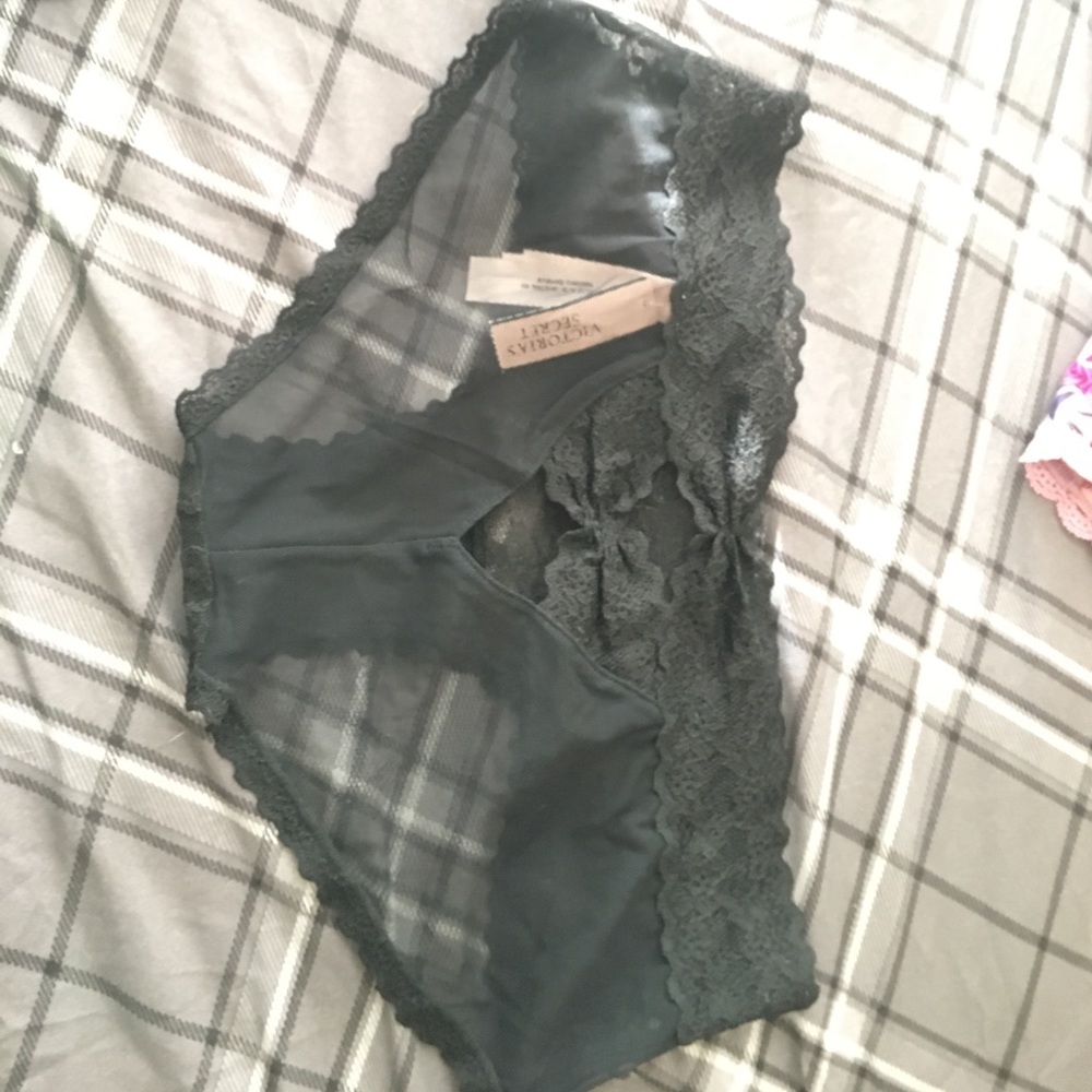 Victoria's Secret Panties - Picture 2 of 3