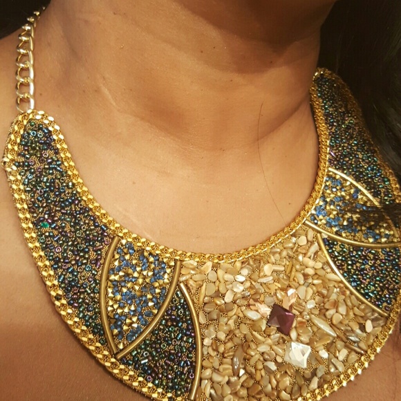 Statement necklace - Picture 2 of 4