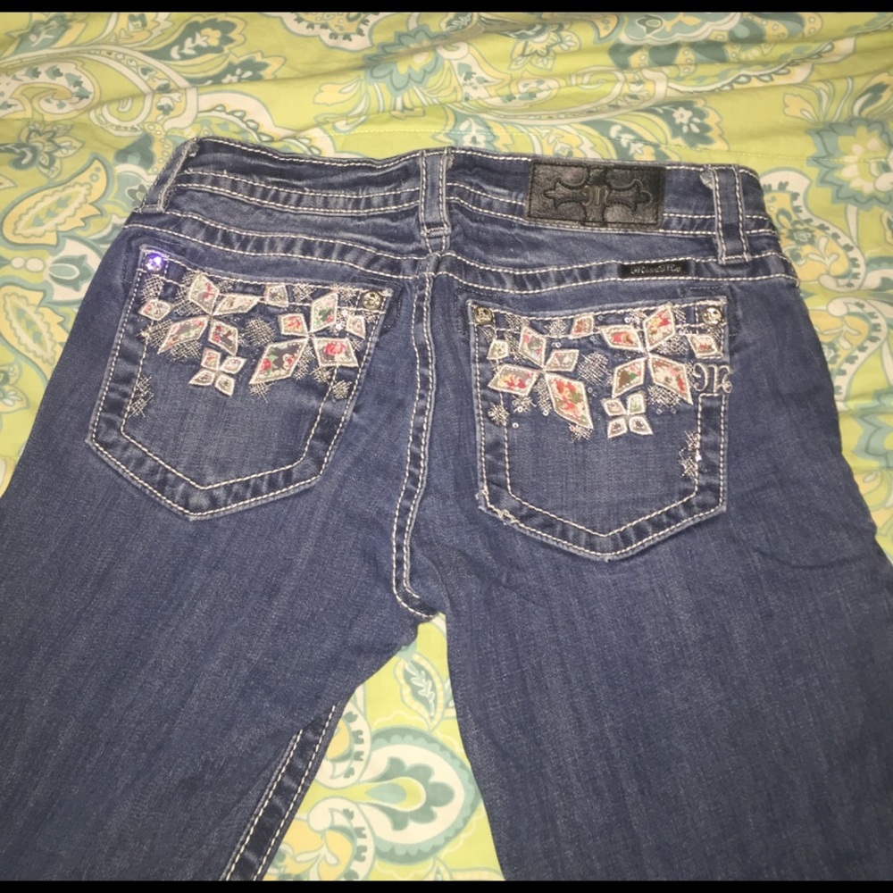 Miss Me Capris