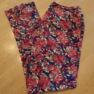 NWOT Lularoe TC Leggings