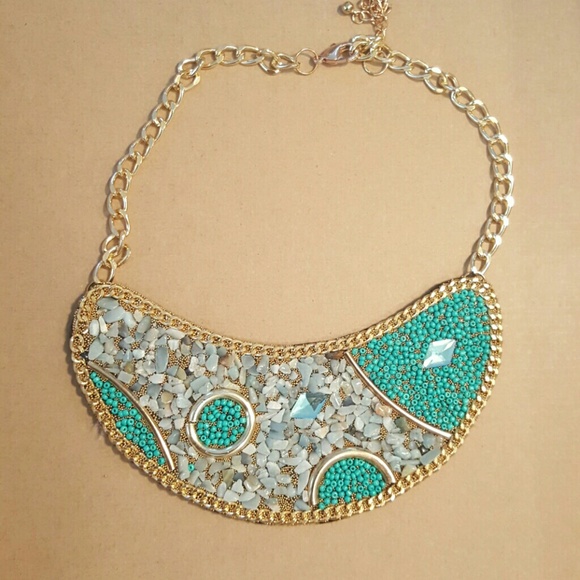 Turquoise Statement necklace - Picture 3 of 4