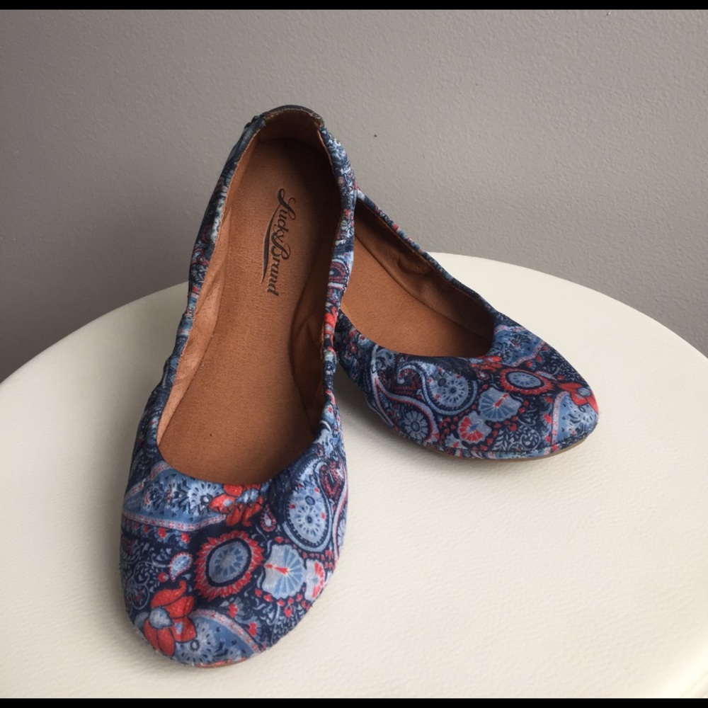 ON HOLD ✨HP✨Lucky Brand Paisley Ballet Flats