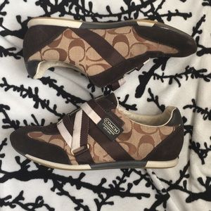 Coach logo Sneakers worn 3 times MAX !!