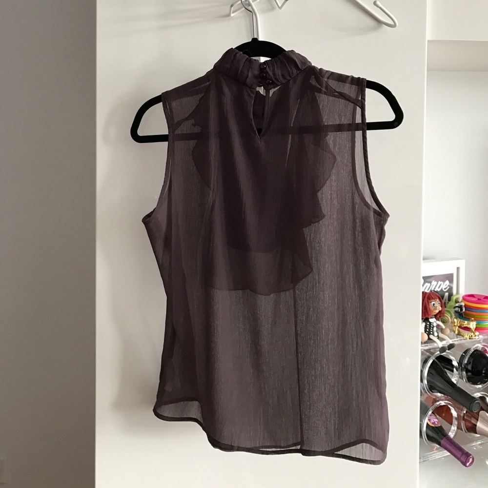 Max Azria Ruffle Top - Picture 2 of 4