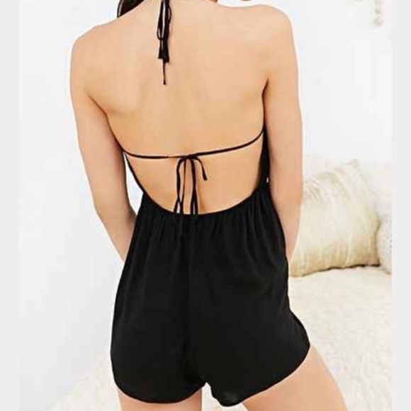 Urban Outfitters savannah black backless romper - Picture 5 of 5