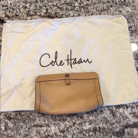 Cole Haan Handbags - Cole Haan leather clutch with dust bag