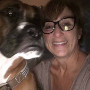 Meet your Posher, Carla