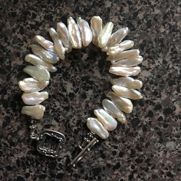 Jewelry - Handmade Pearl bracelet
