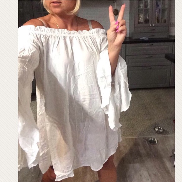 ‼️SUMMER CLEARANCE‼️BEACH DRESS W/BELL SLEEVES S🌞 - Picture 2 of 5