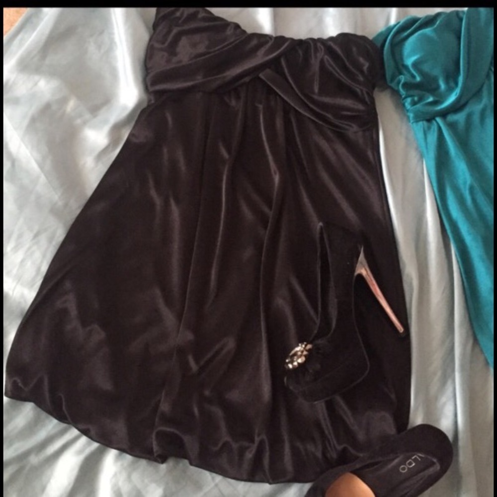 NWOT Forever 21 black mini dress