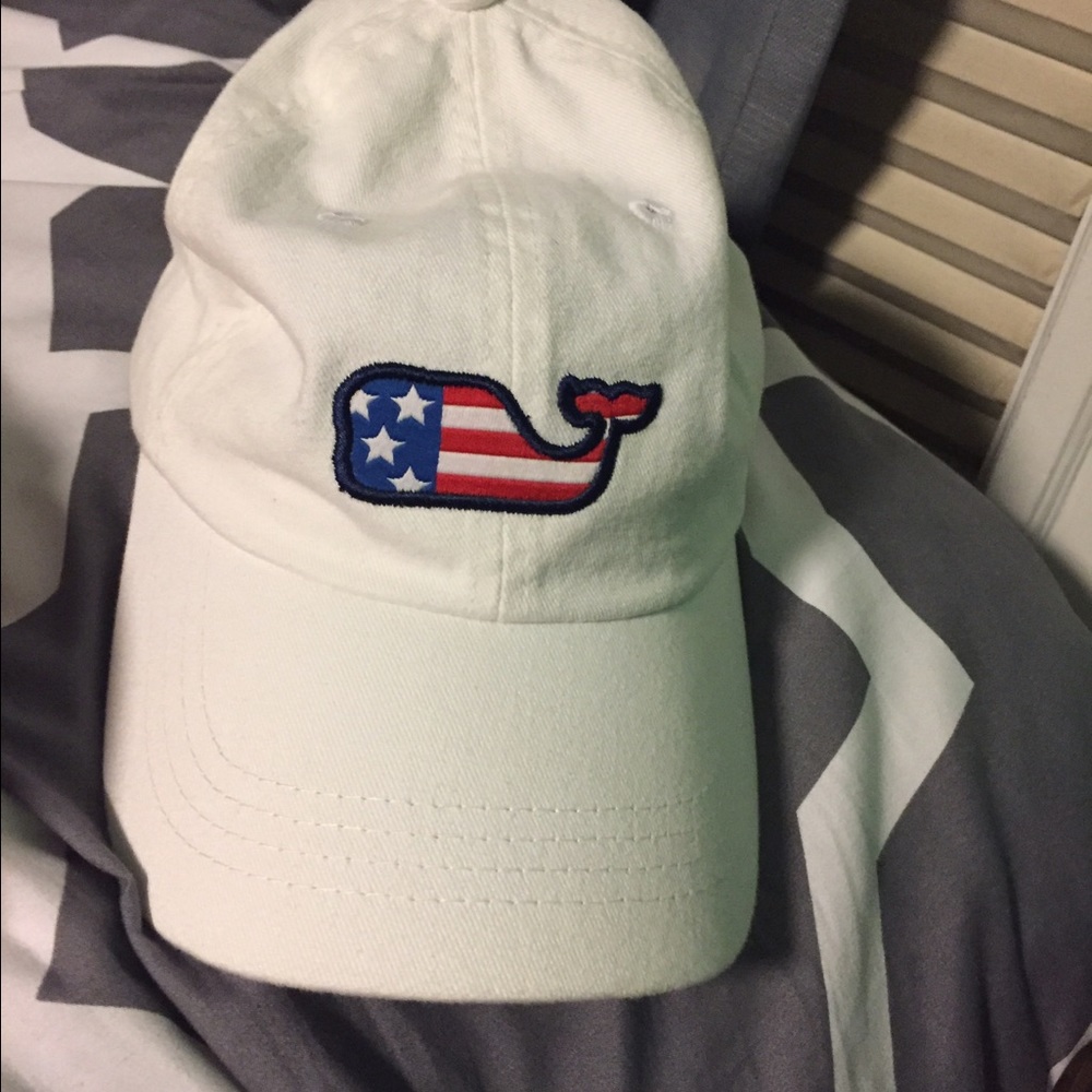 Vineyard vines hat
