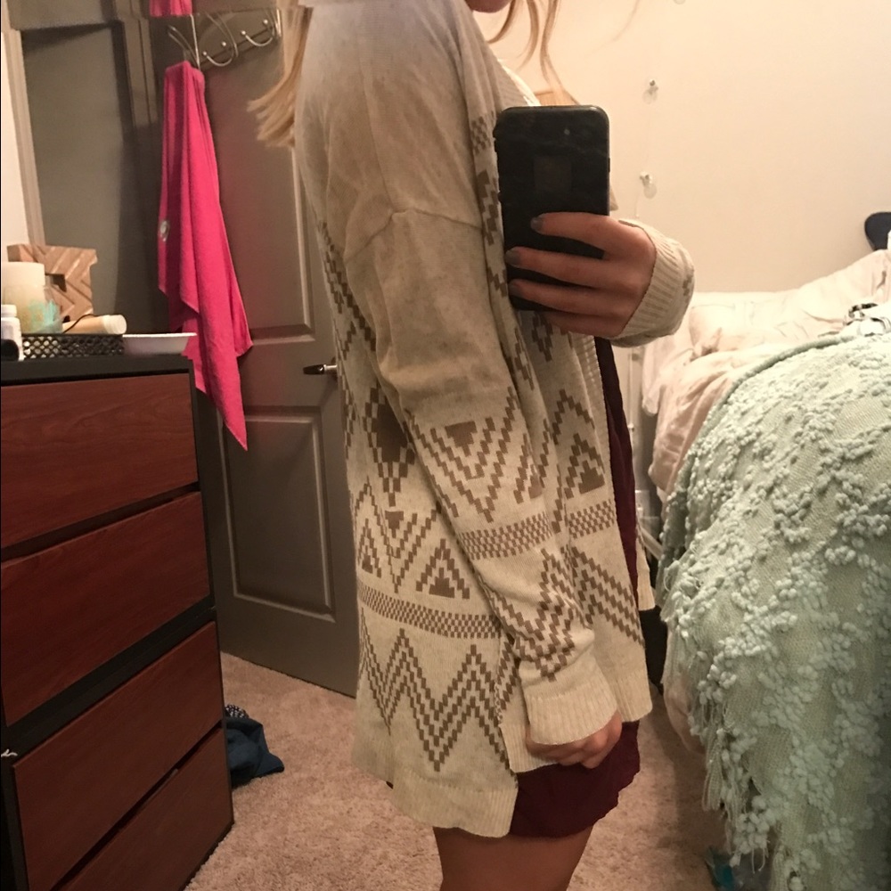 Cardigan - Picture 3 of 3