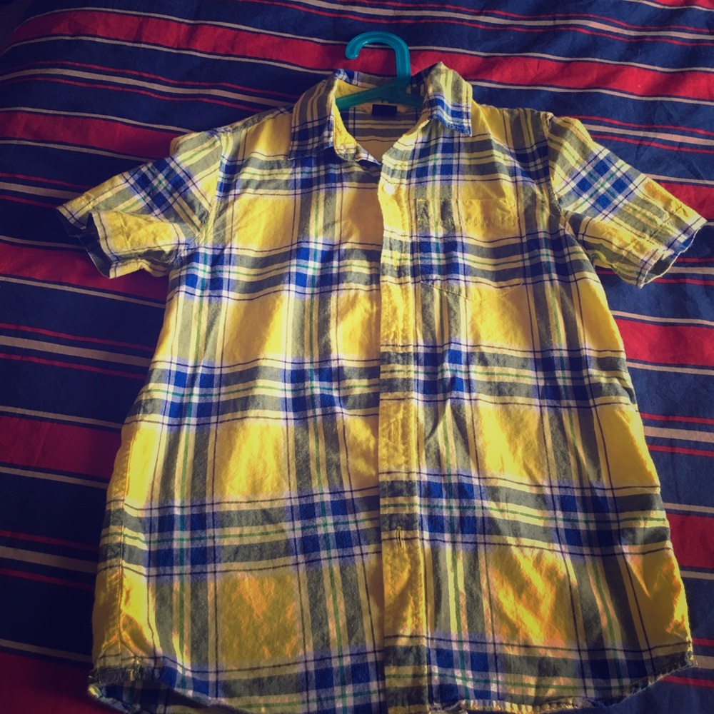 GapKids size 8 shirt