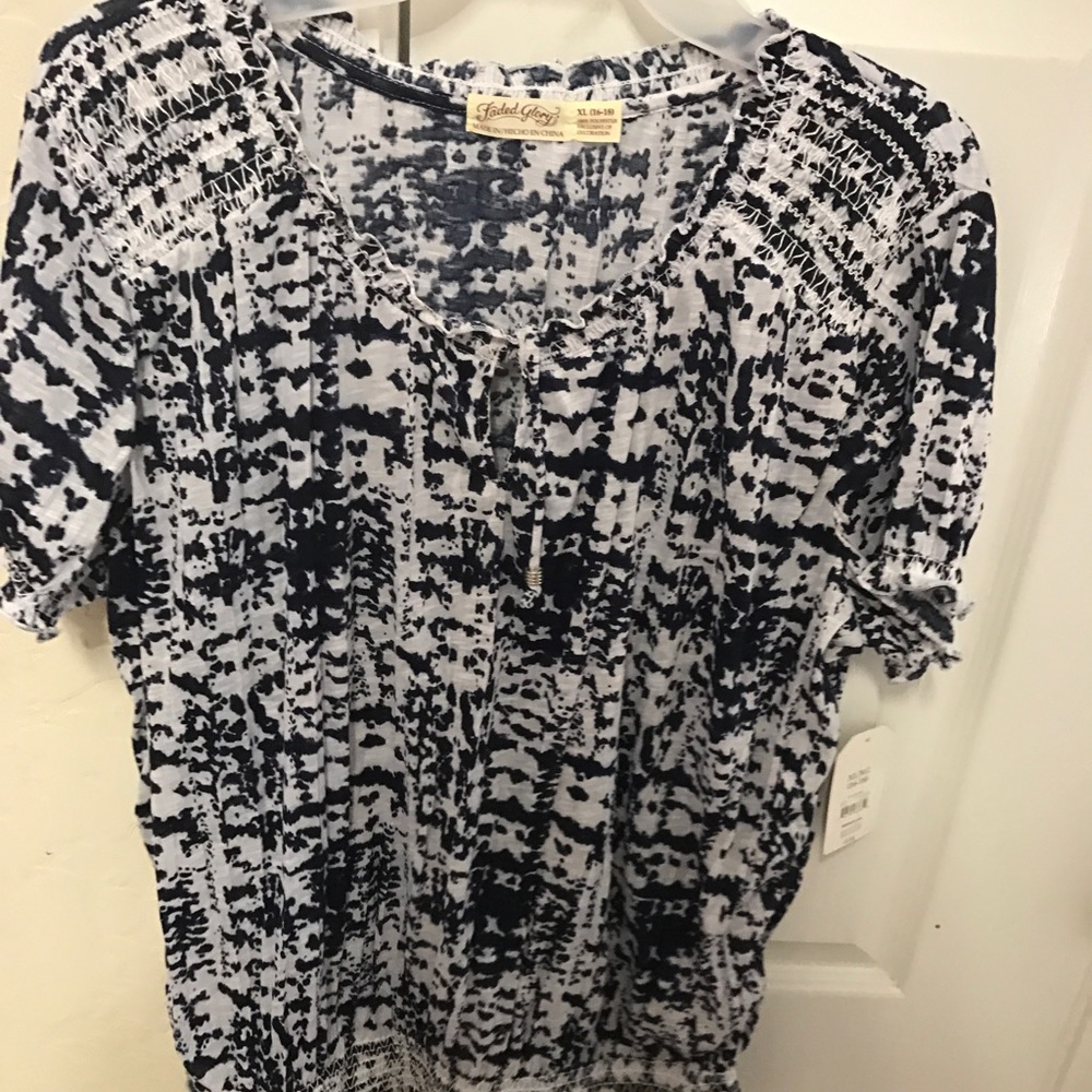 Women's shirt