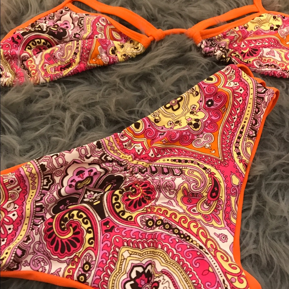 Handmade bikini - Picture 2 of 3