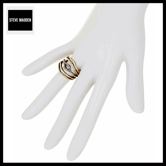 ❌SOLD❌STEVE MADDEN STATEMENT PAVE COCKTAIL RING - Picture 8 of 8