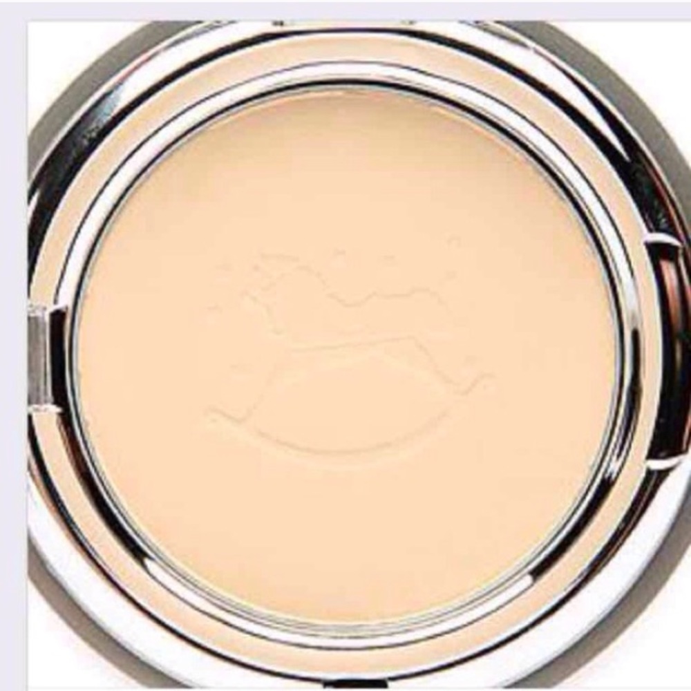 SALE Beauty Credit Light Powder