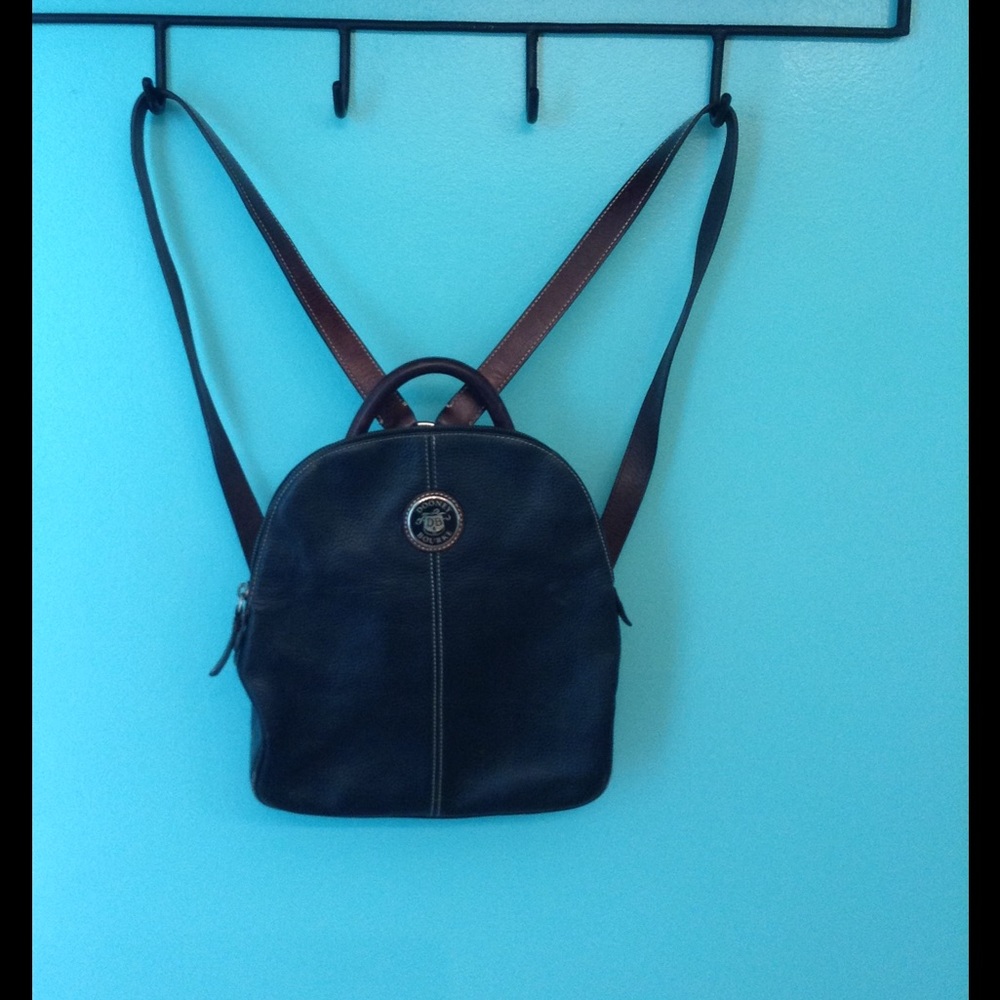 D&B back pack purse