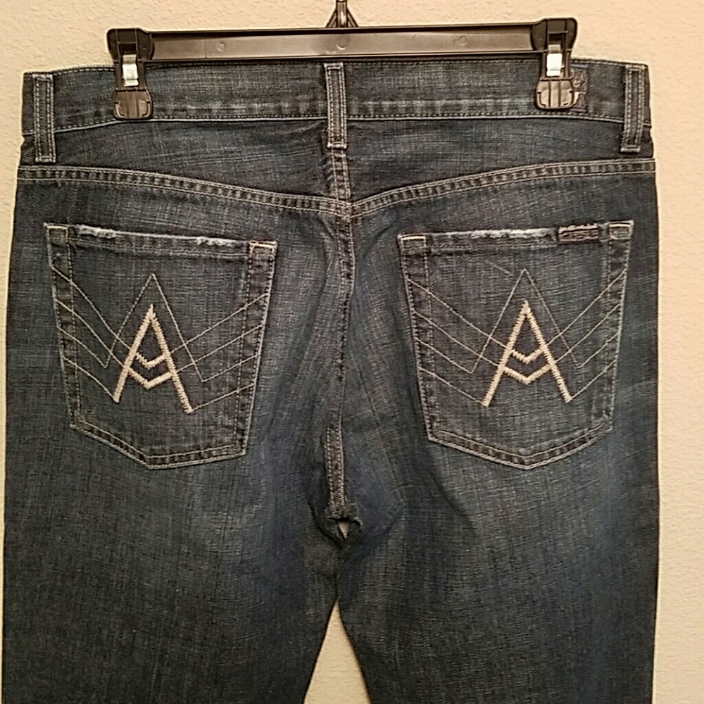 7 FOR ALL MANKIND
