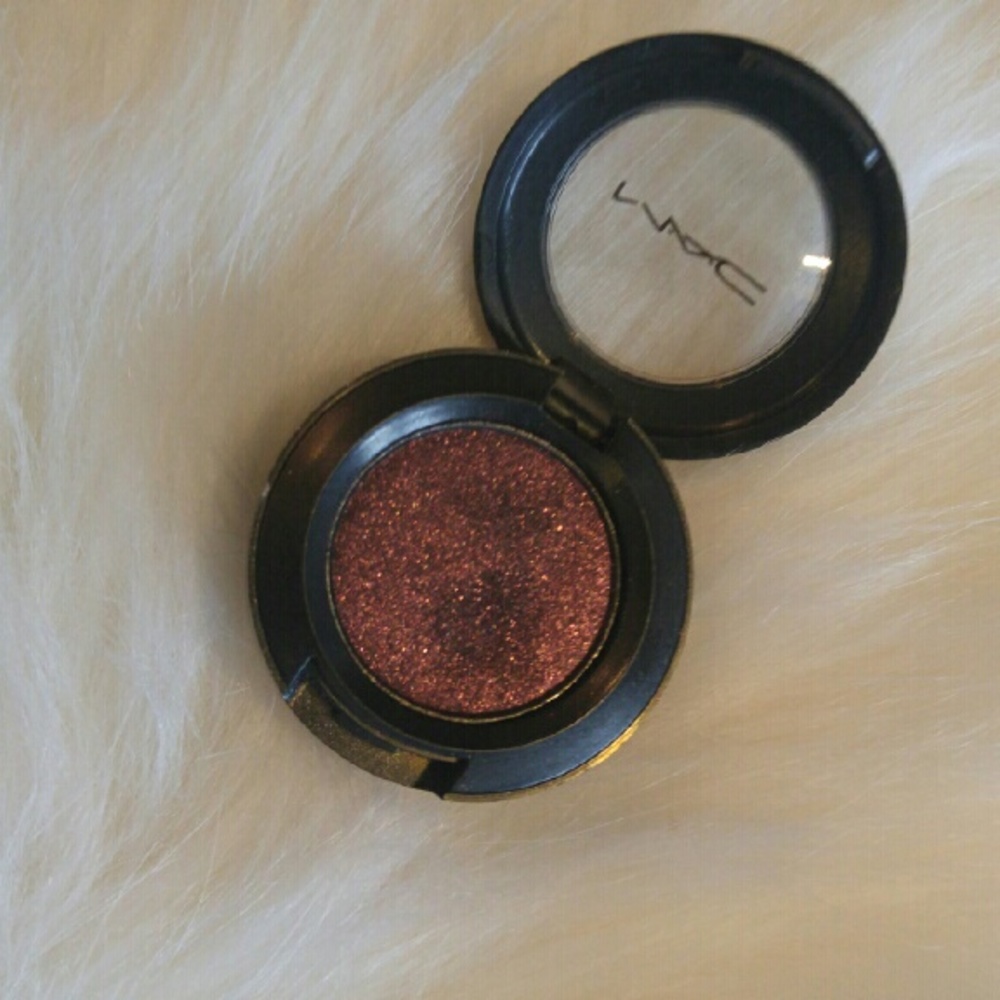 Mac eyeshadow - Picture 3 of 3