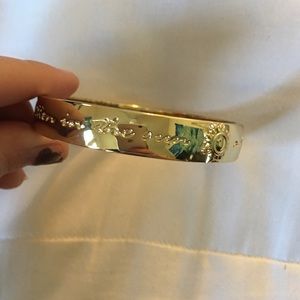 Lilly Pulitzer "written in the sun" gold bangle