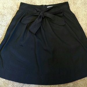 ✨DONATING 3/14✨Black Bow Flare Skirt