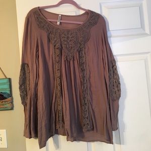 Long sleeve top