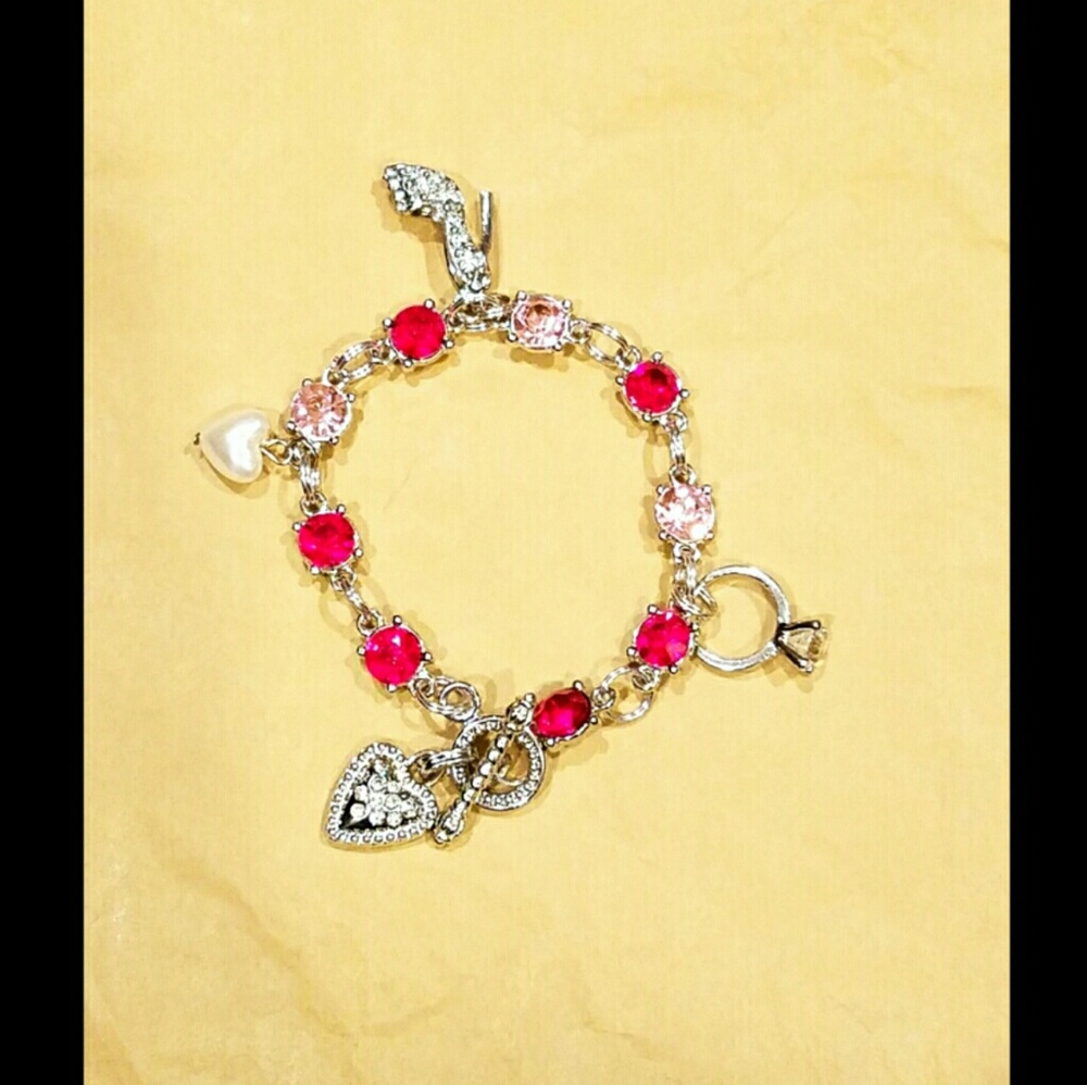 HANDMADE Bride-to-Be Rhinestone Charm Bracelet