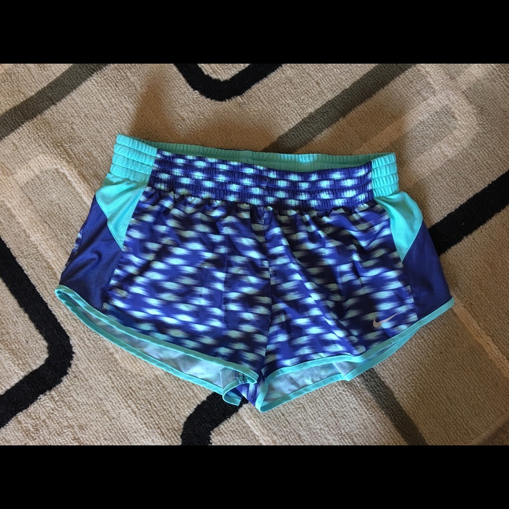 Nike women's shorts Sz M