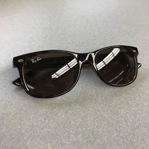 Junior New Wayfarers Tortoise