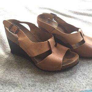 🌸 SPRING CLEAN OUT SALE 🌸 Cork/Leather Wedges