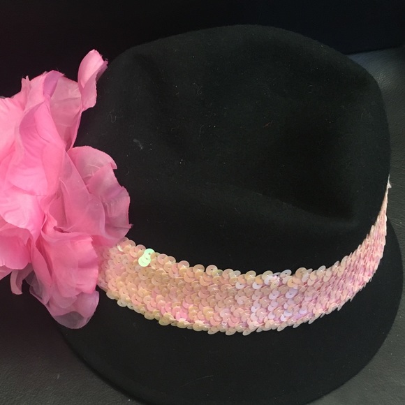 Hat - Picture 2 of 2