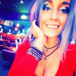 Meet your Posher, Alexandra