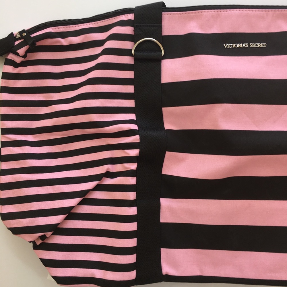 Victoria's Secret Weekend/Duffle NWT