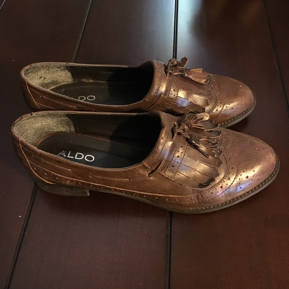 ALDO shoes - SIZE 41 - feels like a 9 1/2 LEATHER
