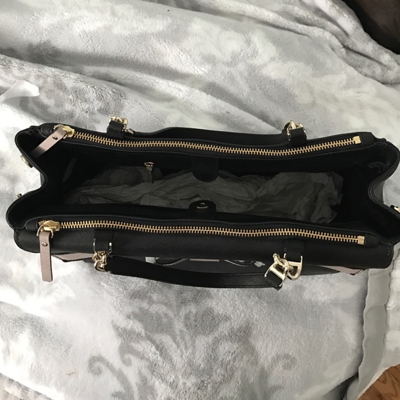 Kate spade handbag 🎀 - Picture 2 of 7