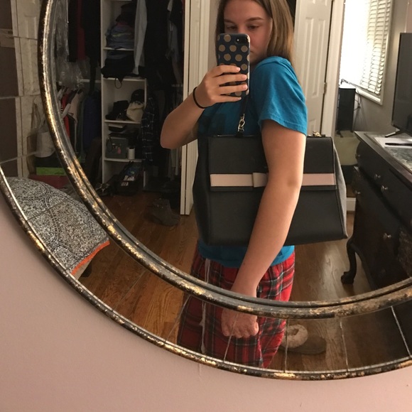 Kate spade handbag 🎀 - Picture 6 of 7