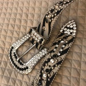 SWAROVSKI CRYSTALS AUTHENTIC