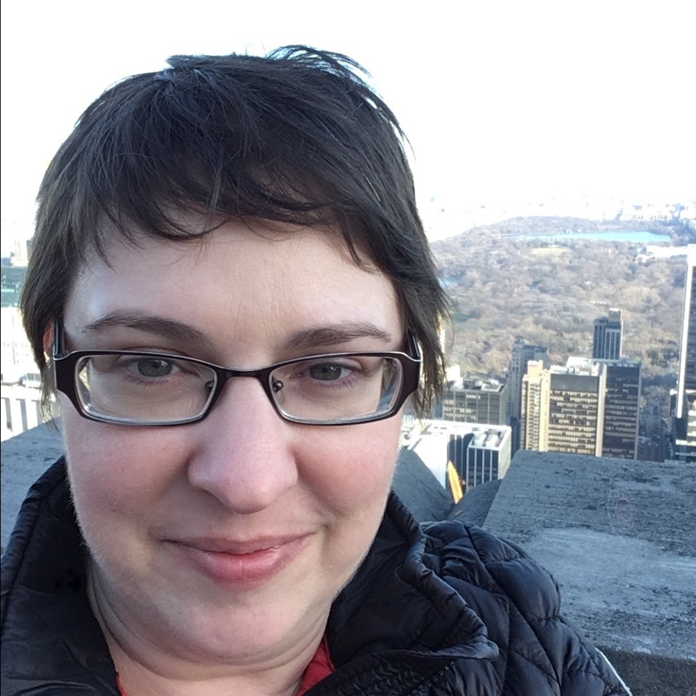 Meet your Posher, Jennifer