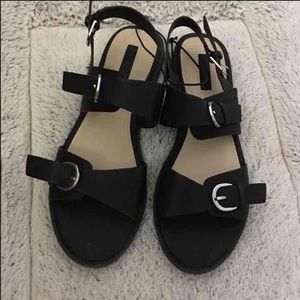 Black sandal