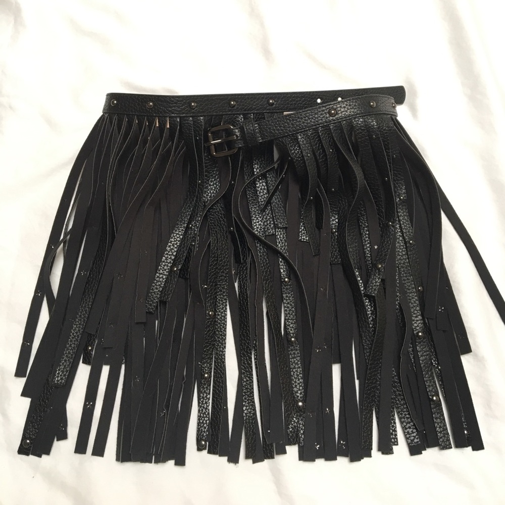Black fringe belt
