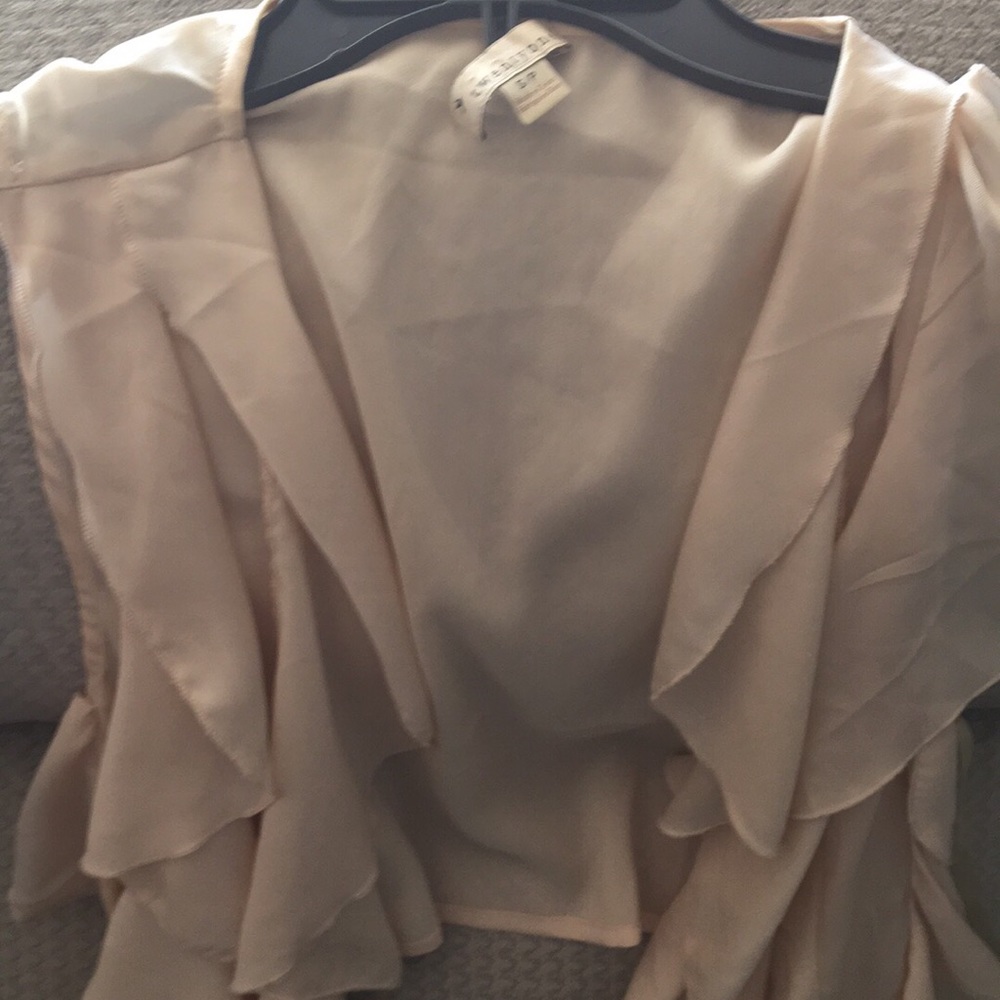 Ruffle vest