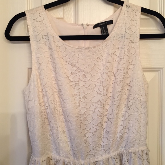 Forever 21 off white lace dress - Picture 2 of 4