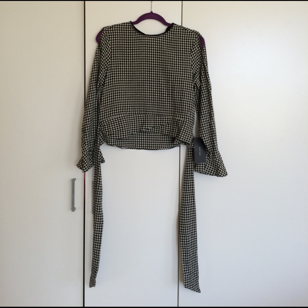 Zara gingham black and white tie check top.