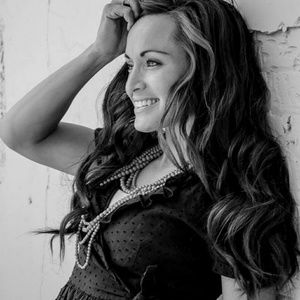 Meet your Posher, Stefanie