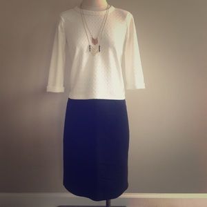 🔥hot sale till 4/16/17! Victoria's Secret skirt