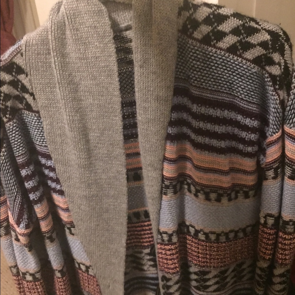 Cutie cardigan!! Super warm